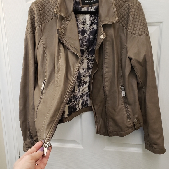 Camel brown, leopard lined, biker bomber jacket with zippers, XL - Picture 15 of 15